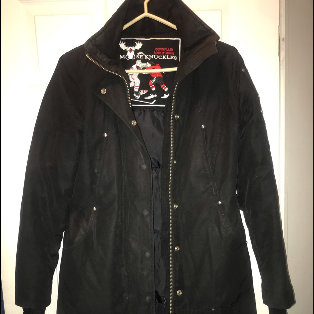 Moose Knuckles Women's Down filled Parka Black On Black Small Rare